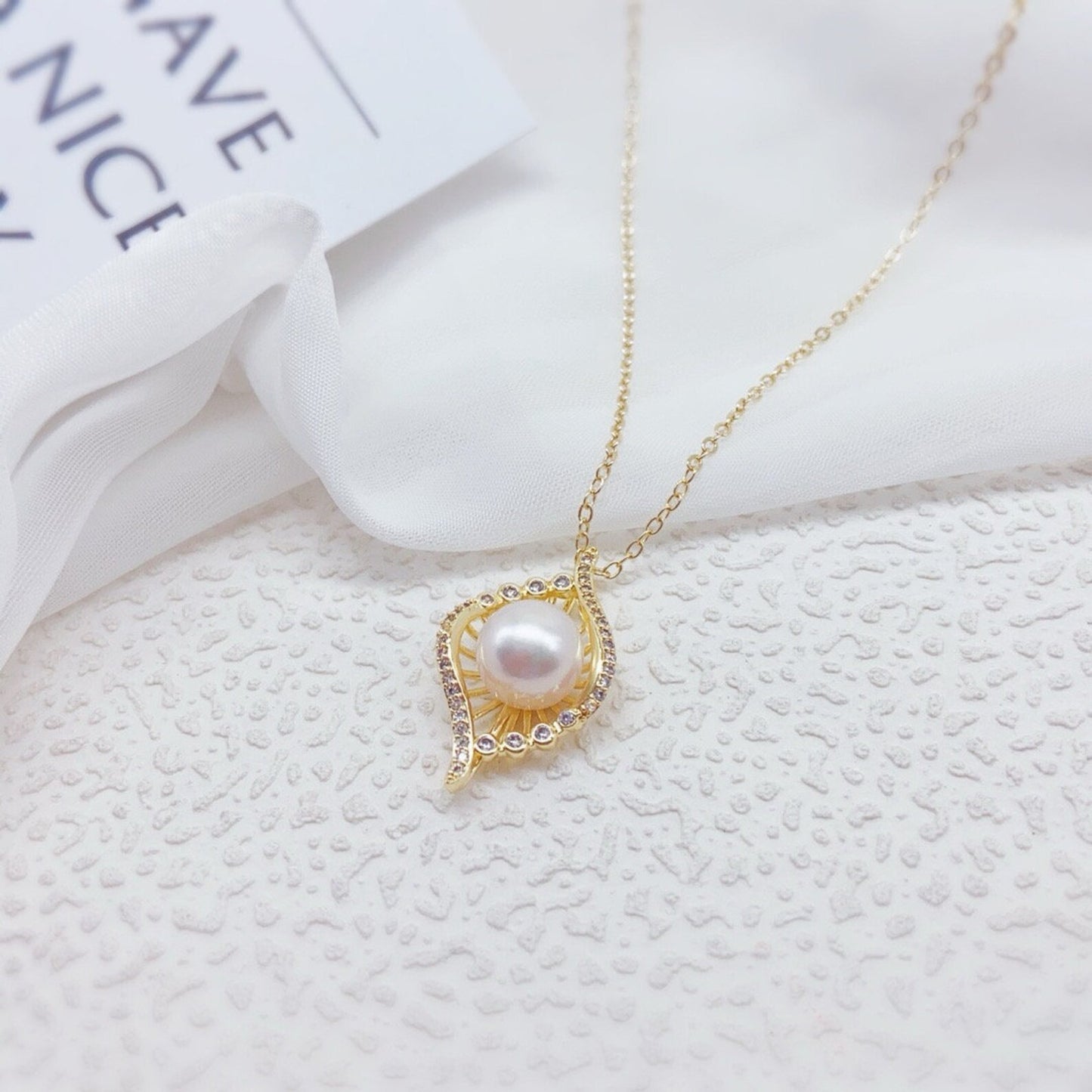 Gold Pearl Necklace for Women, 14K Gold Plated Layered Freshwater Pearl Necklaces for Women Pearl Necklace for Women Girls Gold Jewelry Gift